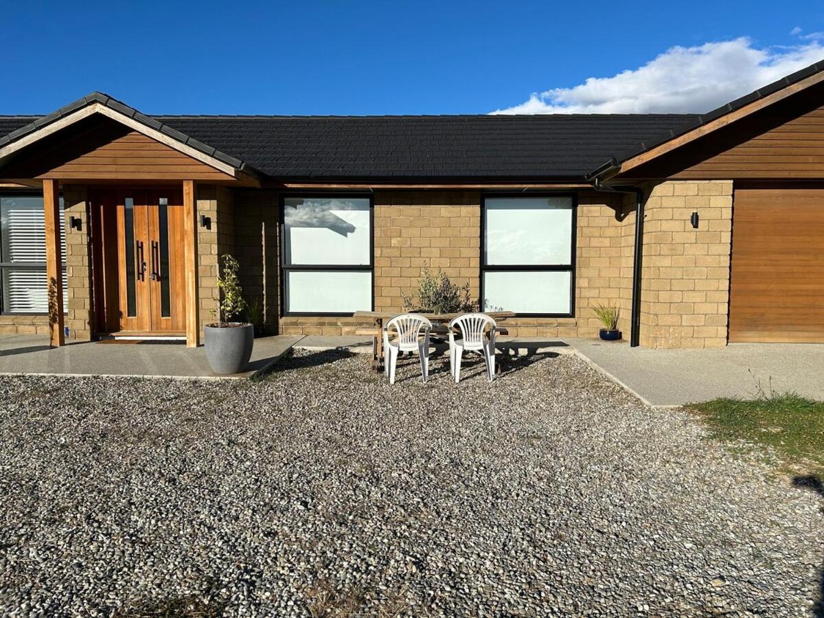 Tarras Serenity Haven - Mountain Views And Calm Экстерьер фото